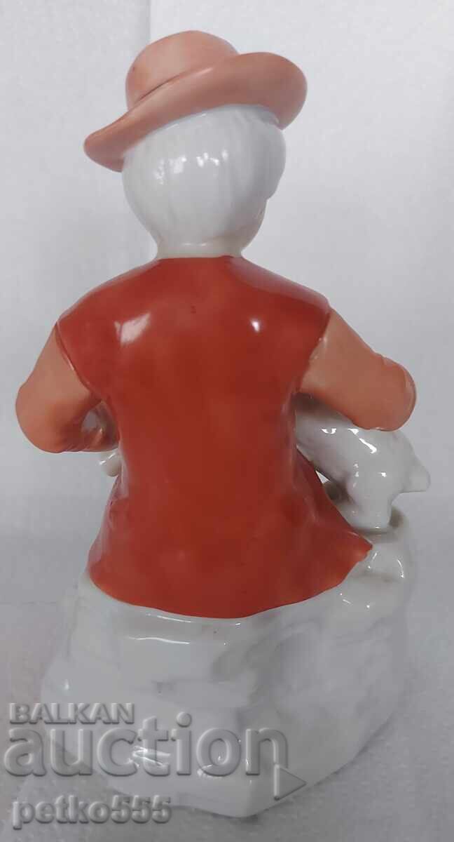 Доставка на ПОРЦЕЛАНОВА ФИГУРА Доставка на ПОРЦЕЛАНОВА ФИГУРА