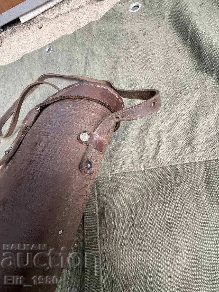 Delivery of Carl Zeiss Jena WWII Binocular Case