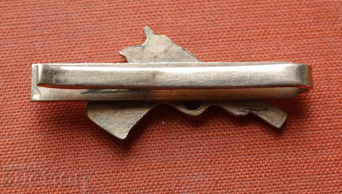 Clips pentru cravată placat cu aur, stil pistol, lungime 44,55 mm cu preț € 10.00 | 19.56 BGN