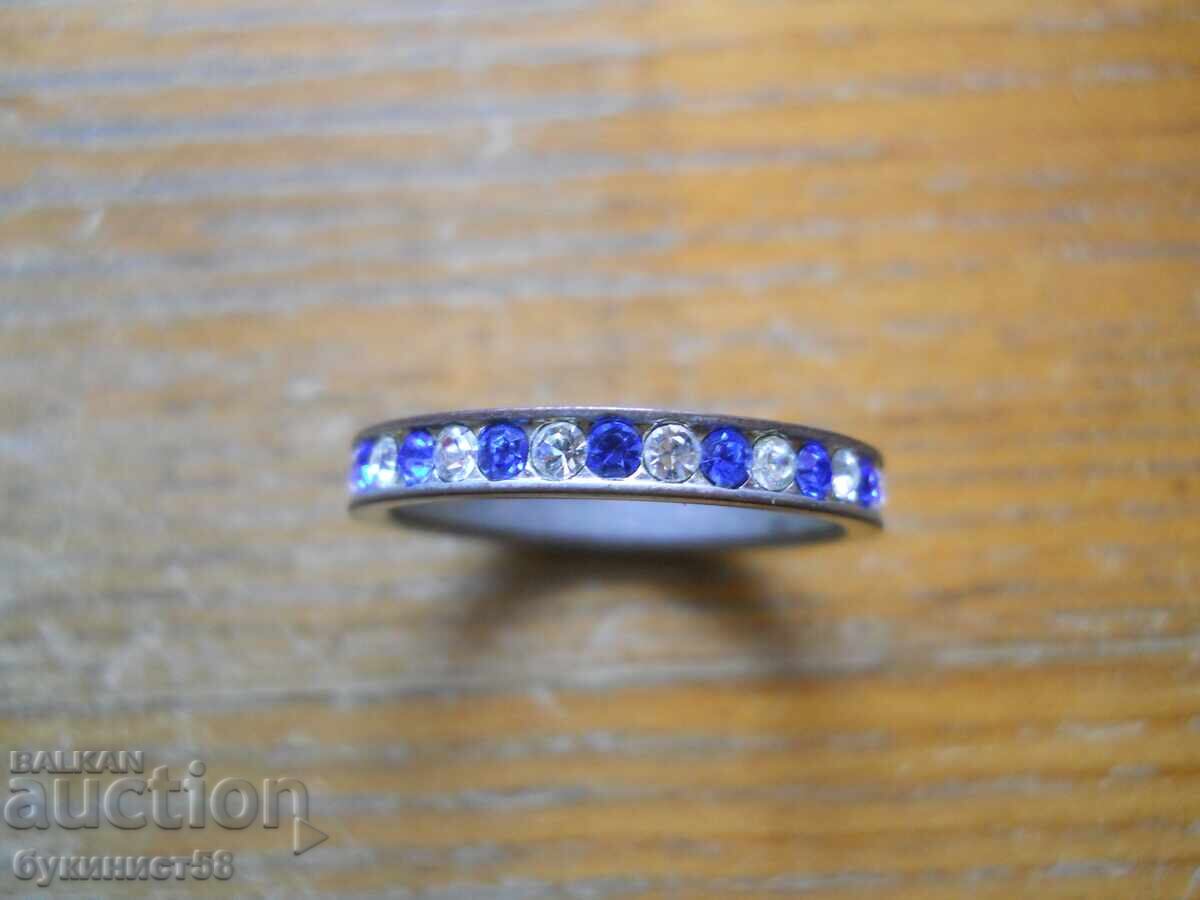 Old ladies ring