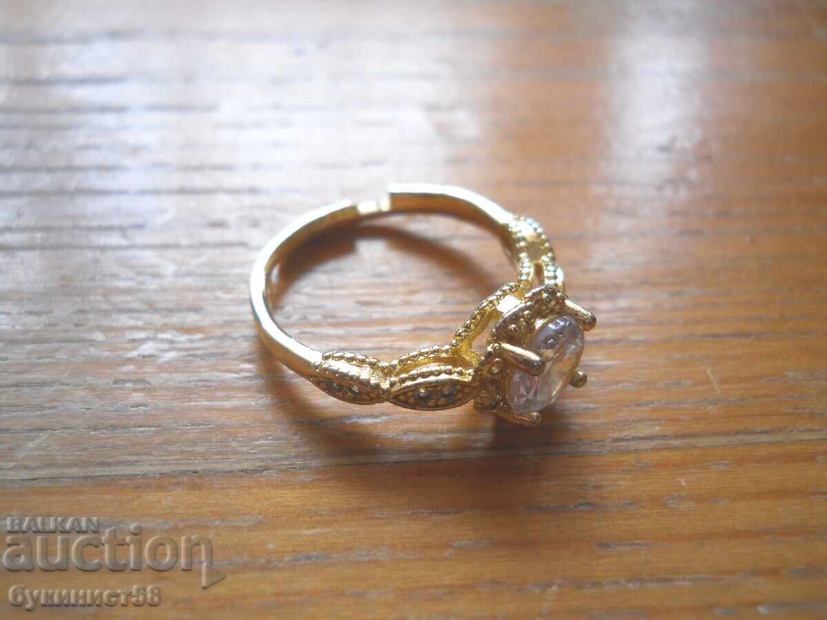 Livrarea Inel de damă vechi Livrarea Inel de damă vechi