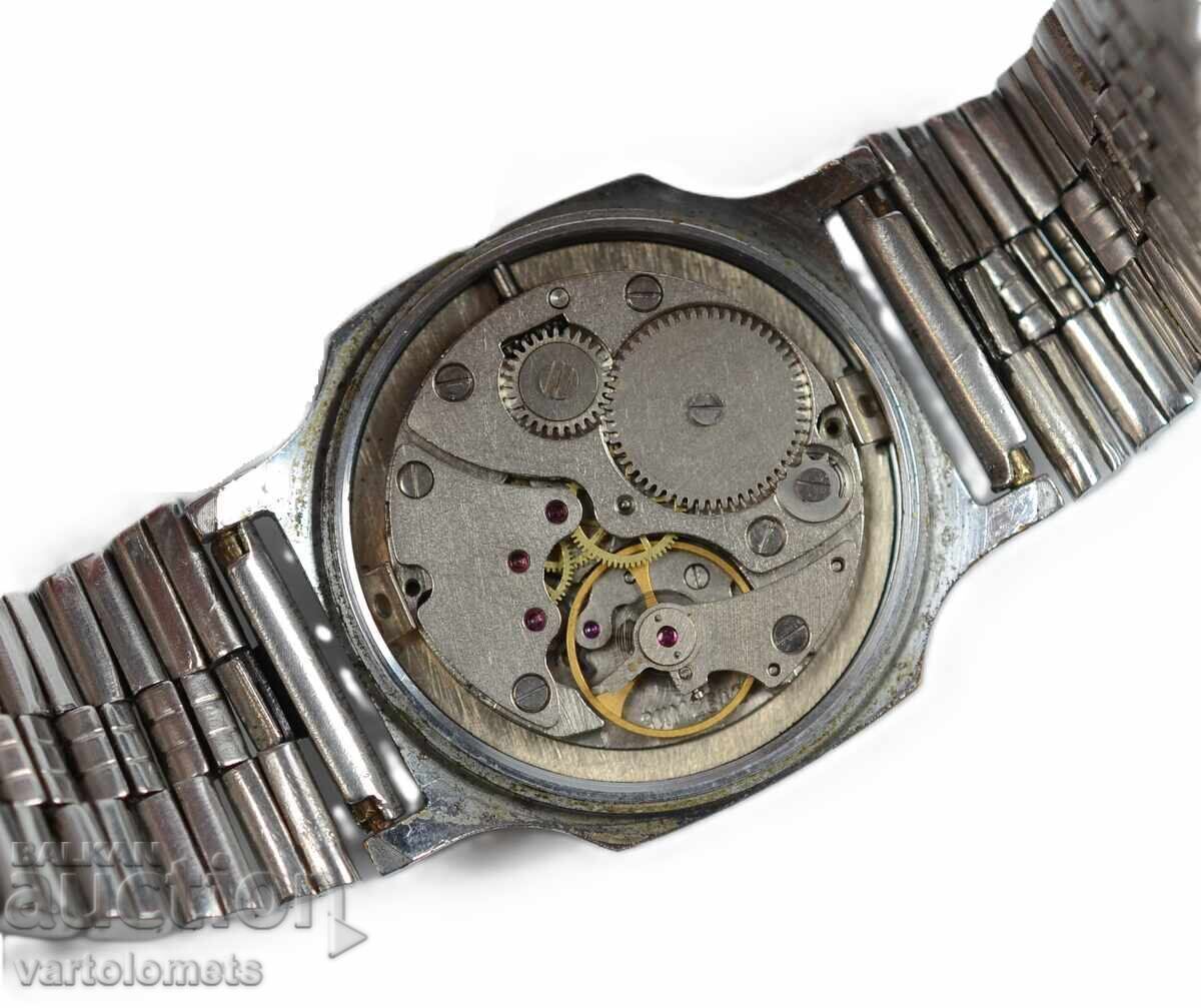 Ανδρικό ρολόι VICTORY USSR - έργα με τιμή € 5.00 | 9.78 BGN