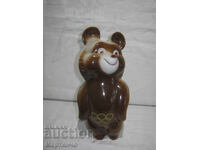 Стара Порцеланова Маркирана Фигура Олимпийска Мечка