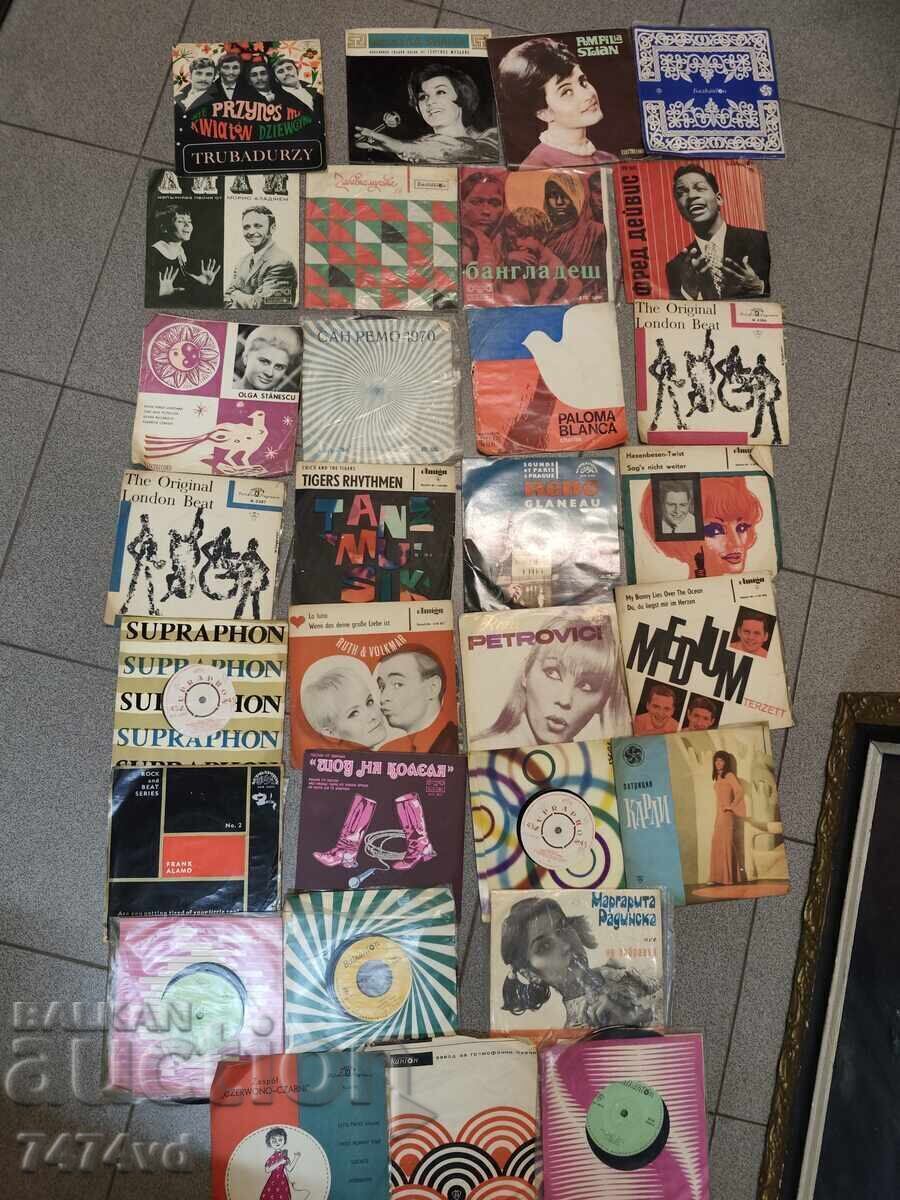 LOT URIAȘ DE 50 DE DISCURI DE GRAMOFON MICI