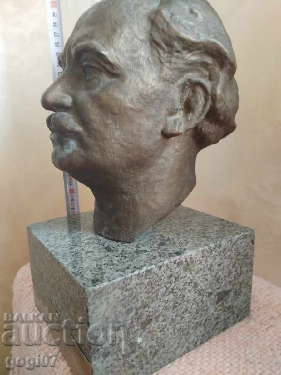 Bust din bronz Gheorghi Dimitrov