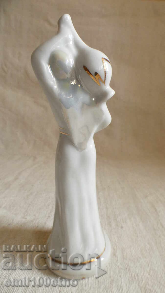 Auction Figurine Girl (Highlander) with a pitcher old porcelain USSR Auction Figurine Girl (Highlander) with a pitcher old porcelain USSR