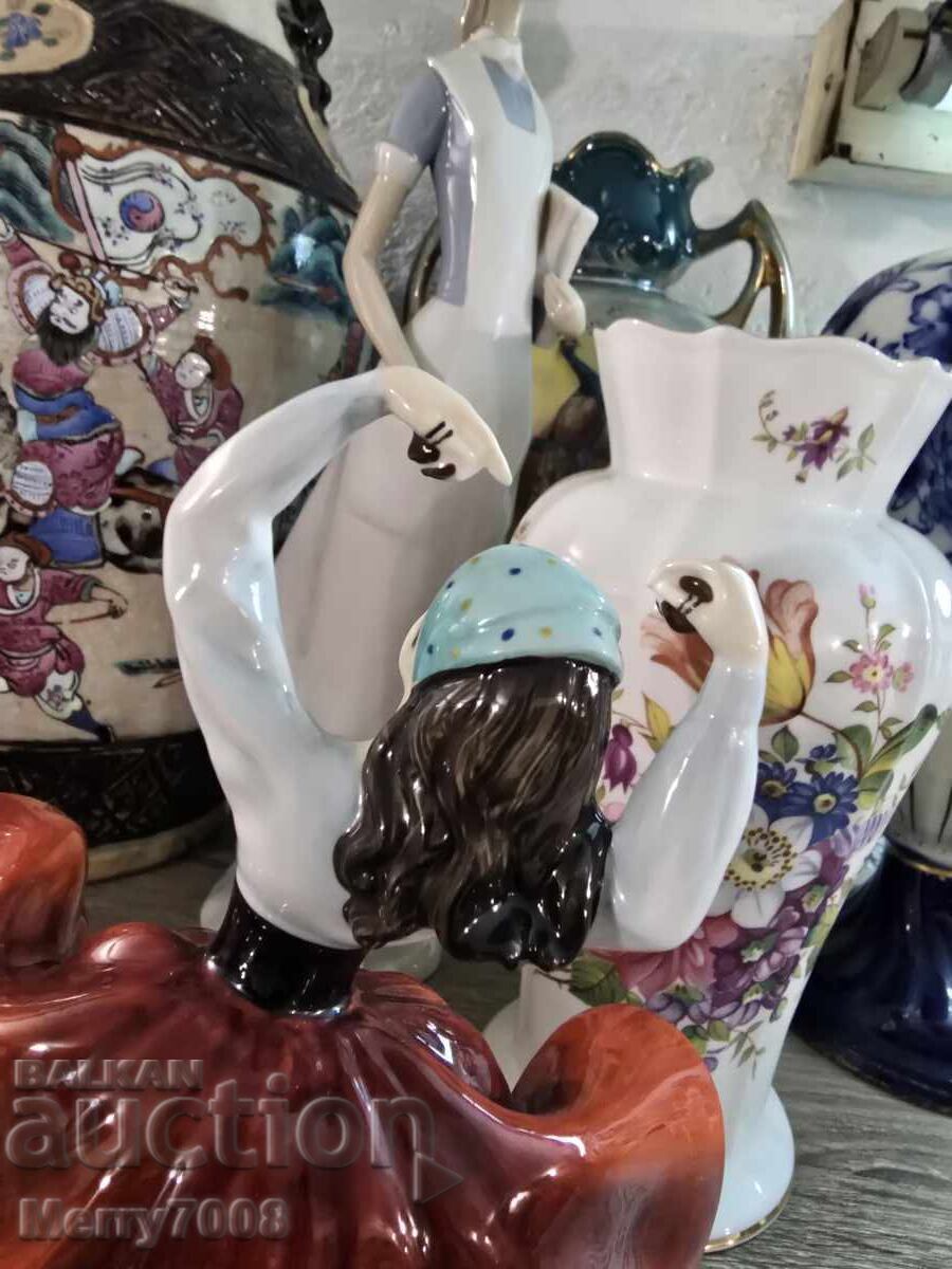 Livrarea Royal Doulton - Dansatoare !