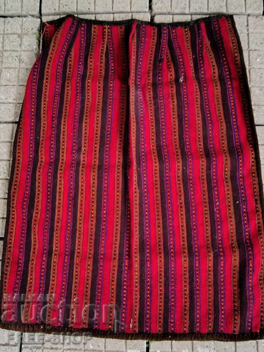 Αυθεντική ποδιά Αυθεντική ποδιά