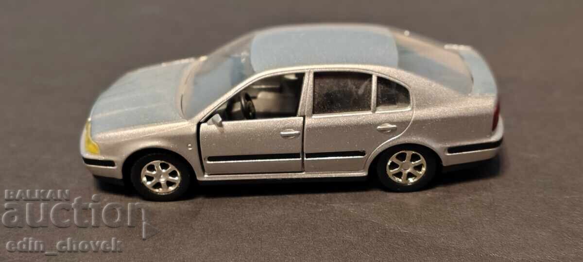 1/43 Kaden Skoda Octavia produsă în Cehia cu preț € 20.00 | 39.12 BGN 1/43 Kaden Skoda Octavia produsă în Cehia cu preț € 20.00 | 39.12 BGN