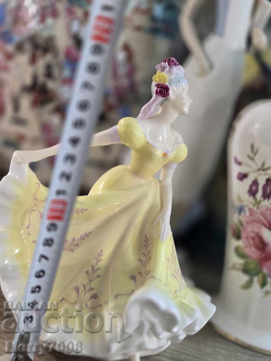 Royal Doulton - "Ninette" / 1970! - 7