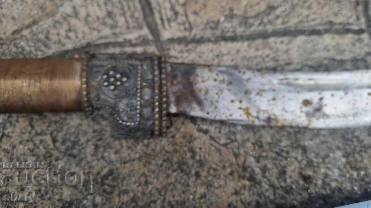 Livrarea Săbii vechi. Cuțit. Iatagan Livrarea Săbii vechi. Cuțit. Iatagan