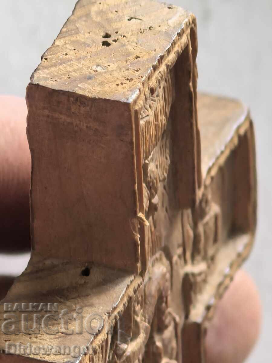 Cruce veche de lemn - 6 Cruce veche de lemn - 6