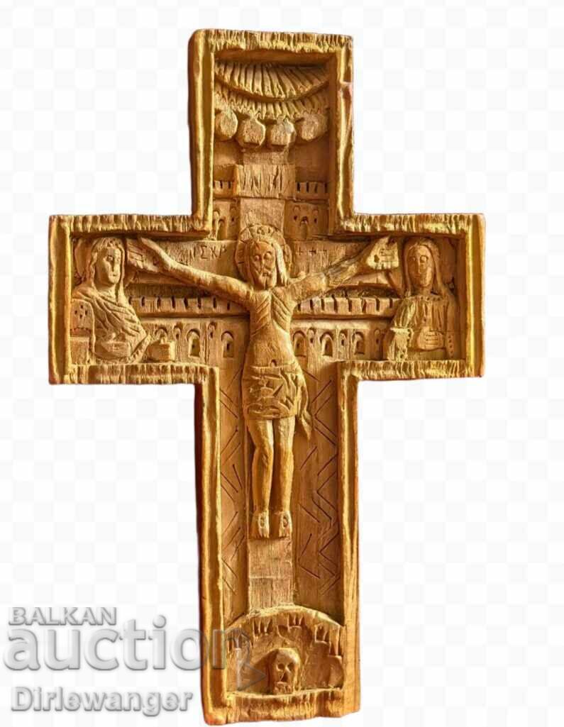 Cruce veche de lemn Cruce veche de lemn