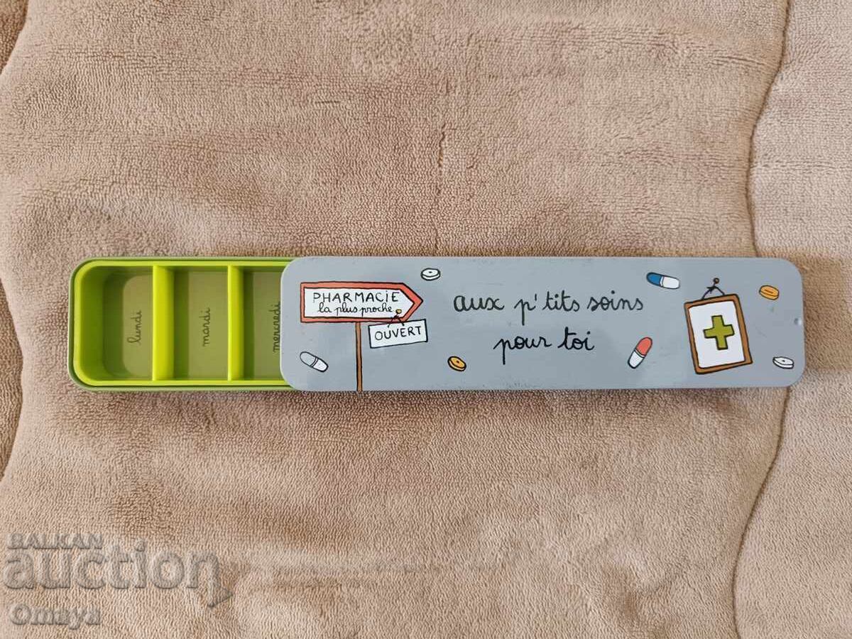 Cutie franțuzească pentru medicamente 19,5 cm cu preț € 0.01 | 0.02 BGN