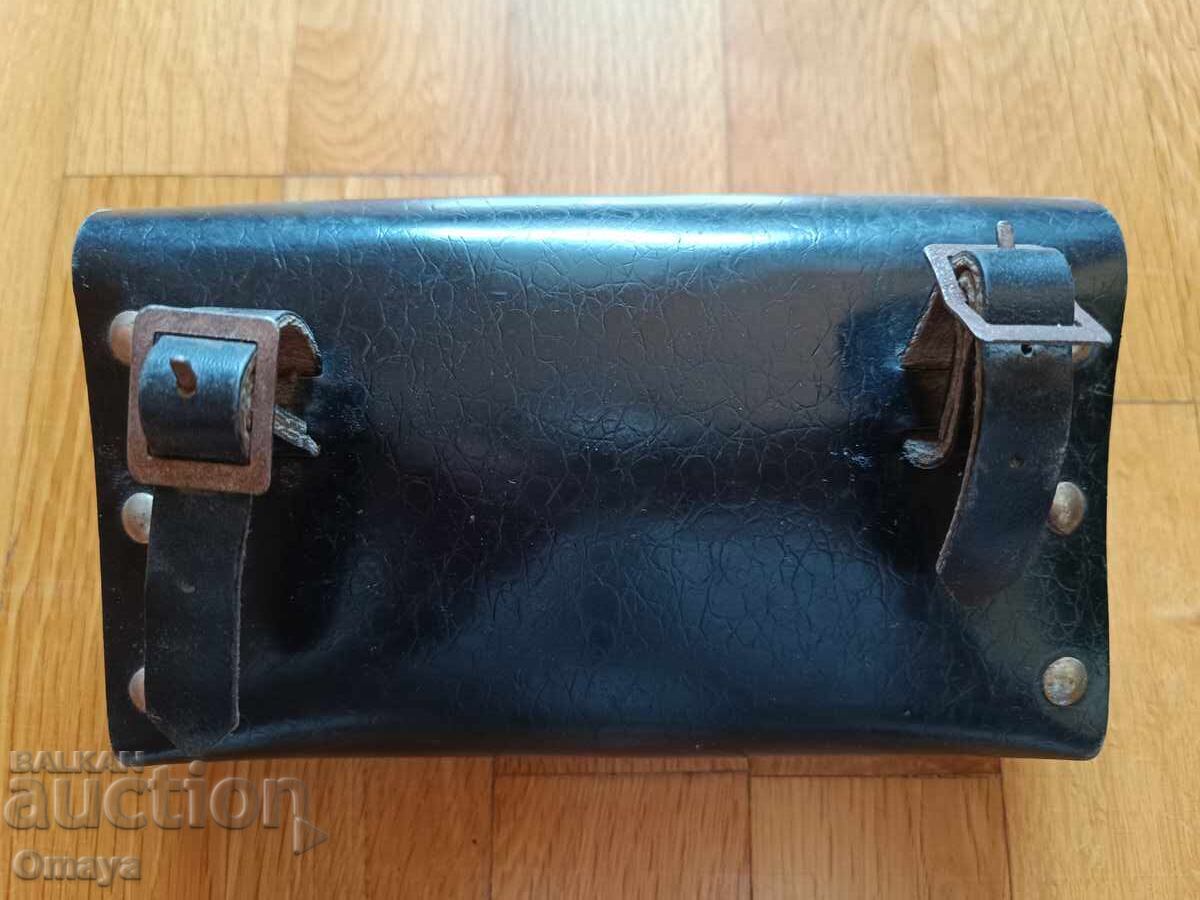 Geantă originală din piele cu chei pentru Balkanche cu preț € 15.00 | 29.34 BGN Geantă originală din piele cu chei pentru Balkanche cu preț € 15.00 | 29.34 BGN