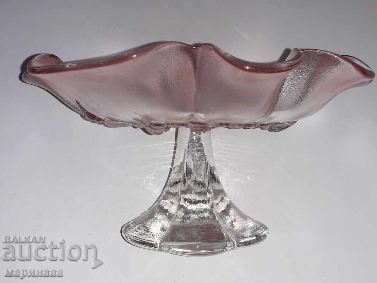 Delivery of FRUIT BOWL W. GLASS. GERMANY