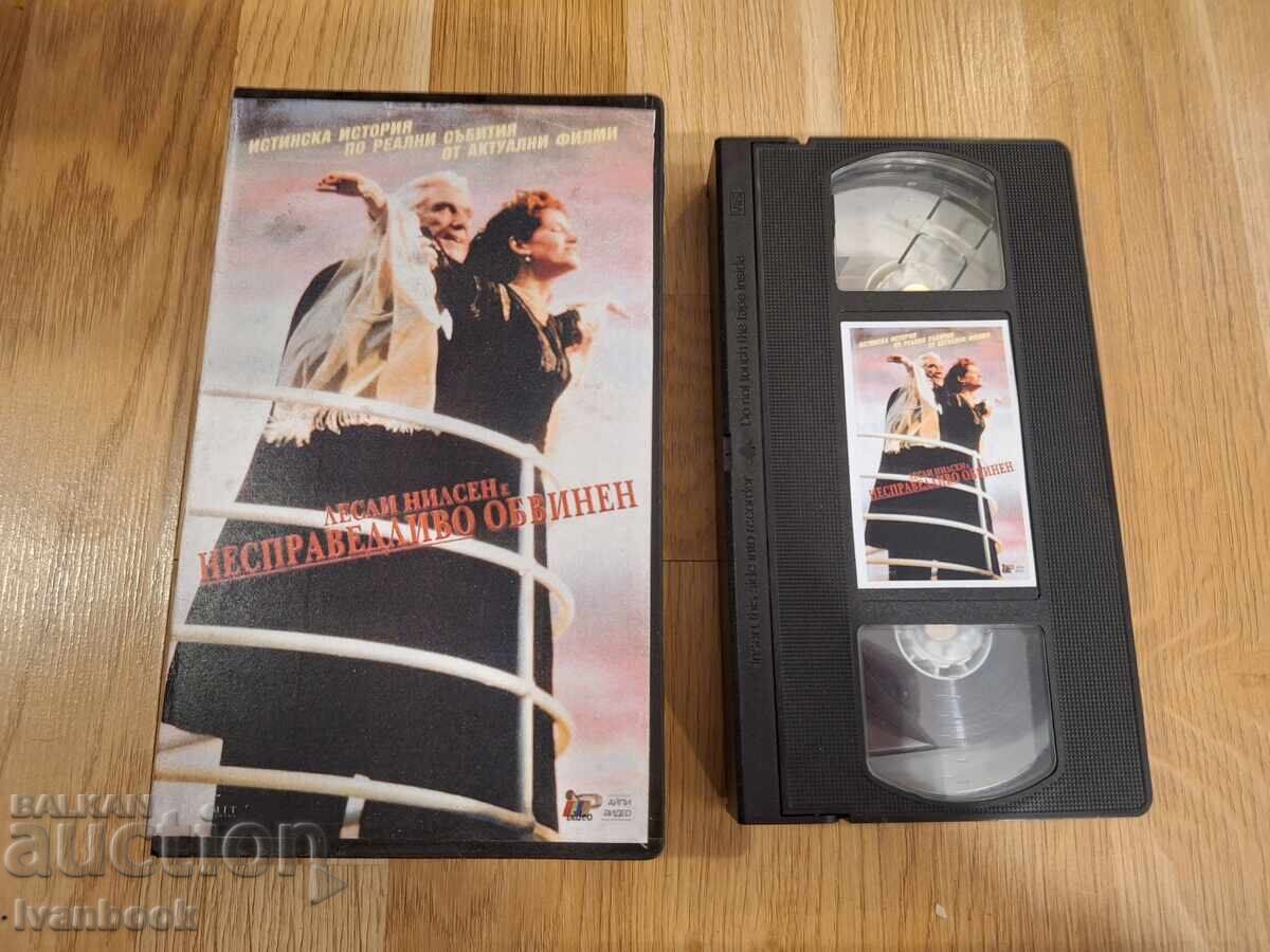 Casetă video VHS - Acuzat pe nedrept Casetă video VHS - Acuzat pe nedrept