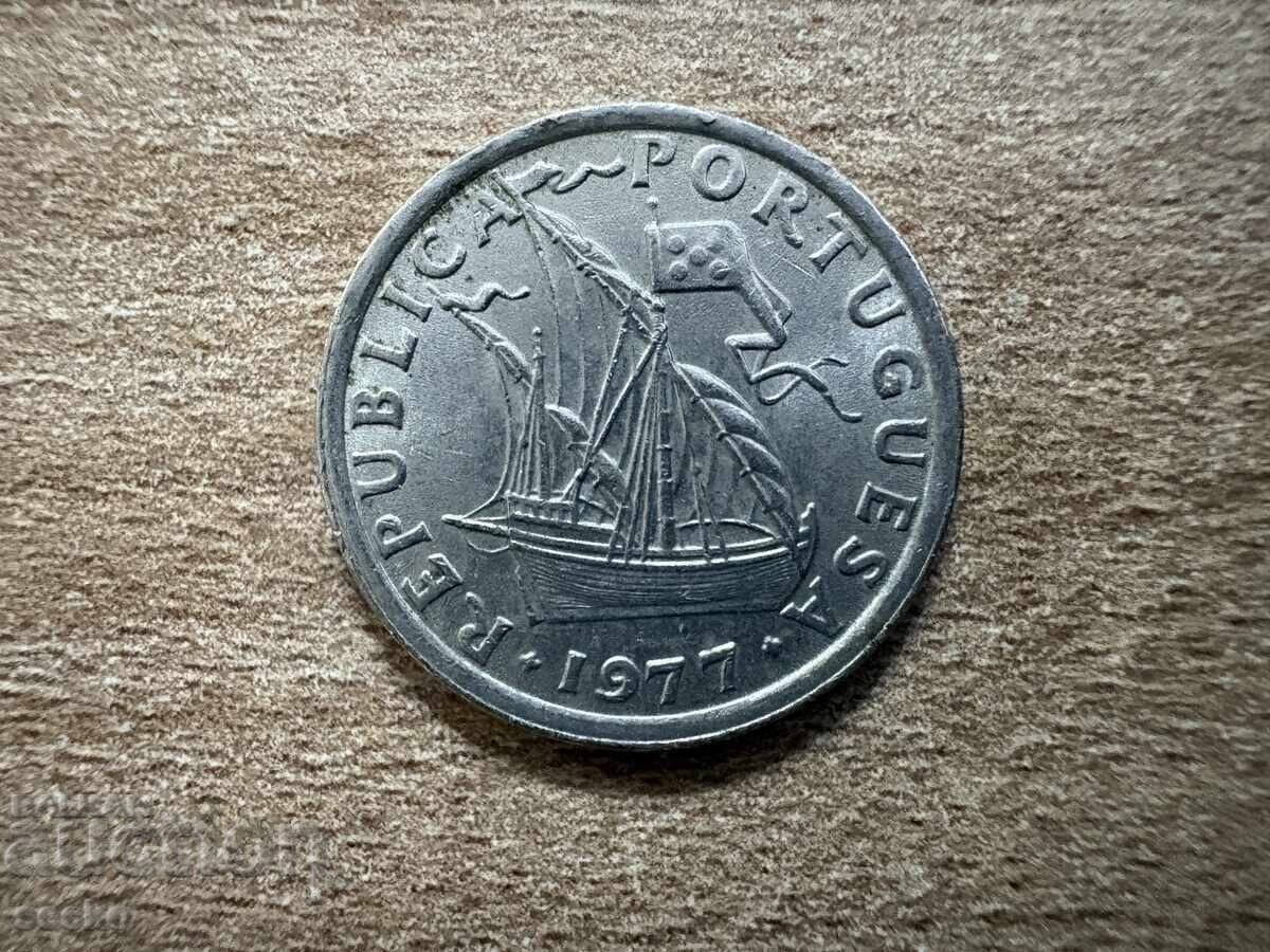 Portugalia - 2.5 escudos (1977) cu preț € 0.12 | 0.23 BGN
