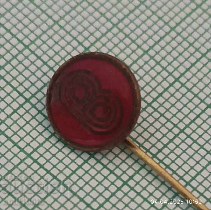 Insigna - Clubul de fotbal Velbuzhd Kyustendil cu preț € 2.00 | 3.91 BGN Insigna - Clubul de fotbal Velbuzhd Kyustendil cu preț € 2.00 | 3.91 BGN