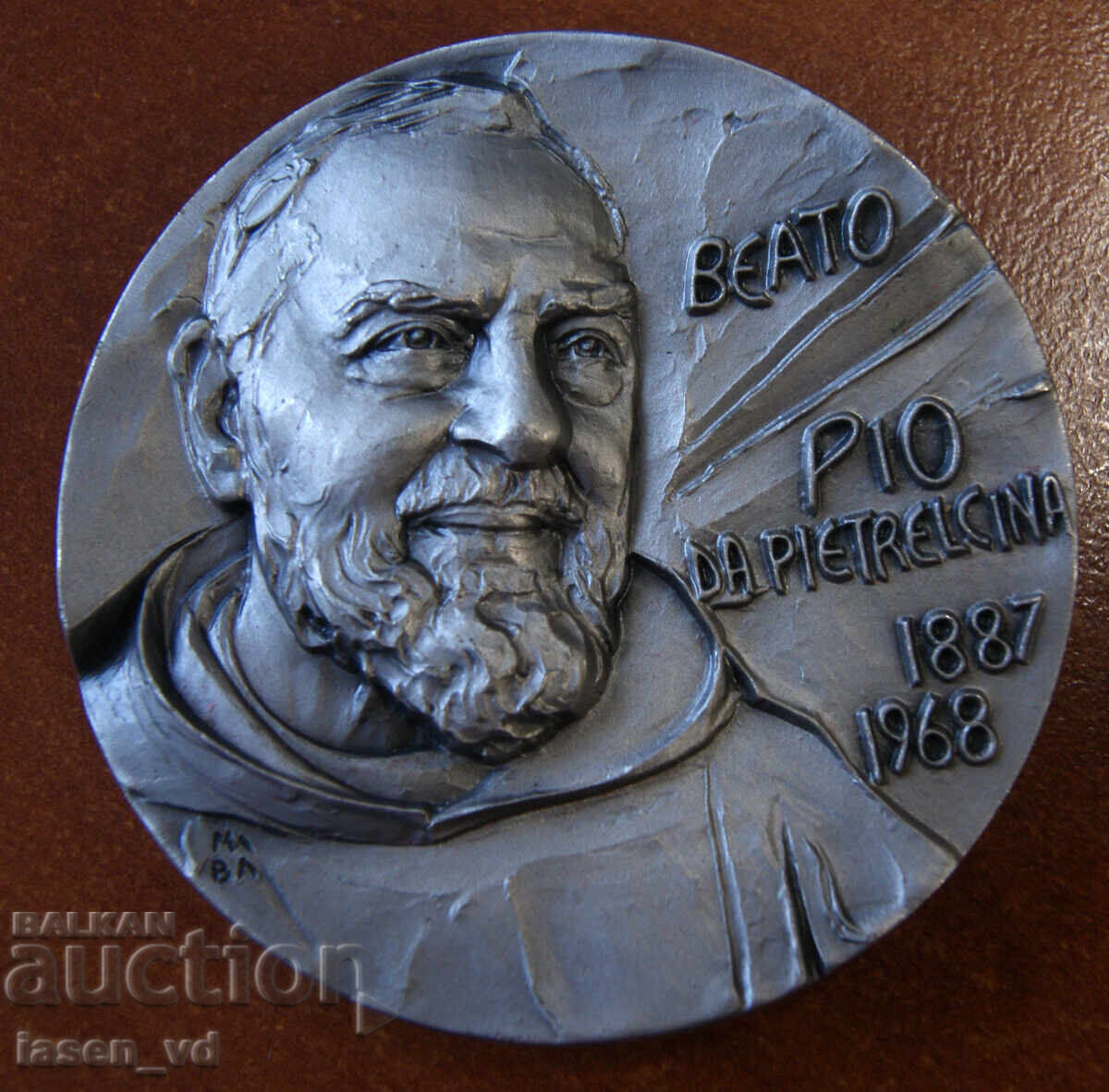 Plachetă oarecare cu preț € 0.01 | 0.02 BGN