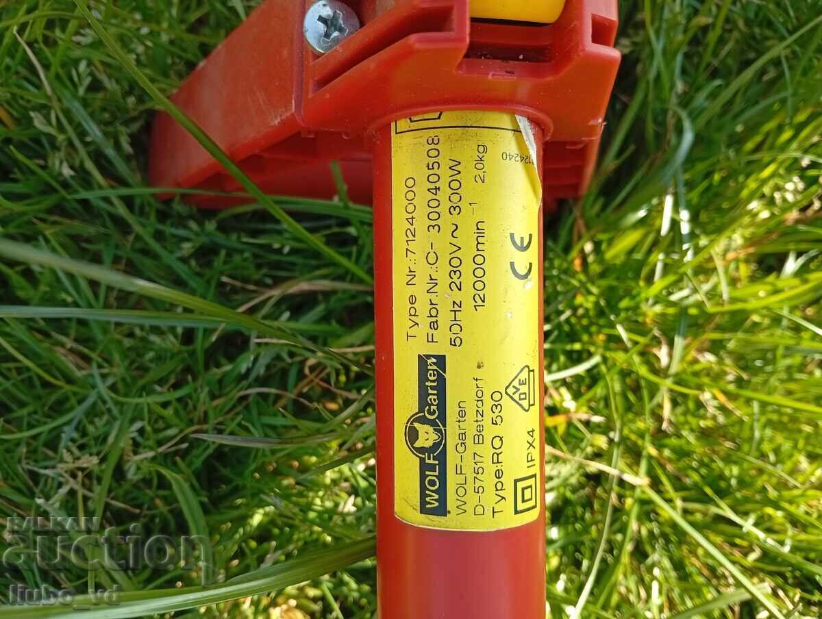 Παράδοση Ηλεκτρικό χορτοκοπτικό Παράδοση Ηλεκτρικό χορτοκοπτικό