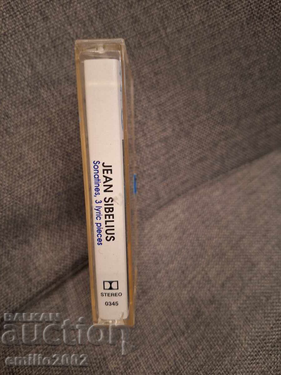 Casetă audio - Glenn Gould cu preț € 1.49 | 2.91 BGN Casetă audio - Glenn Gould cu preț € 1.49 | 2.91 BGN