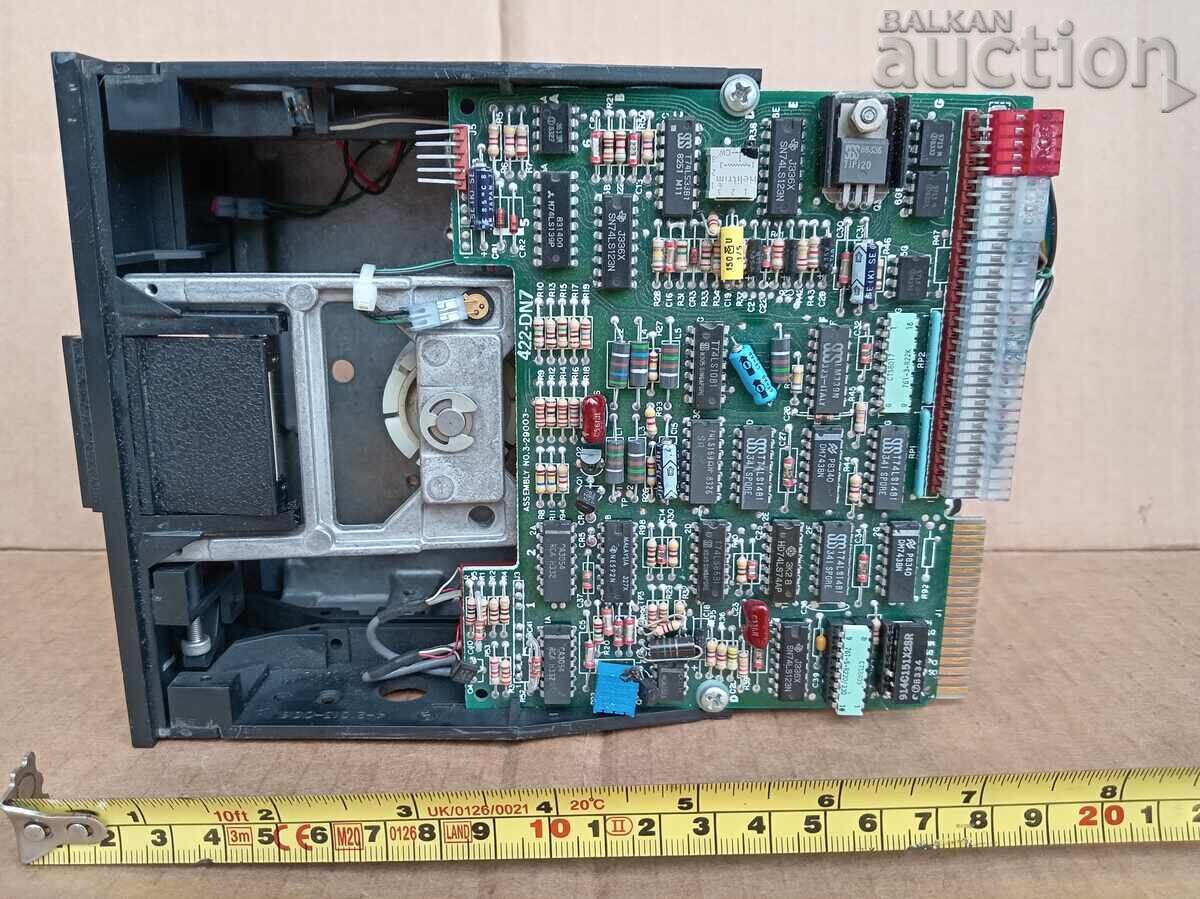 Licitație Periferice vechi unitate floppy computer PRAVETS 8 16 IZOT