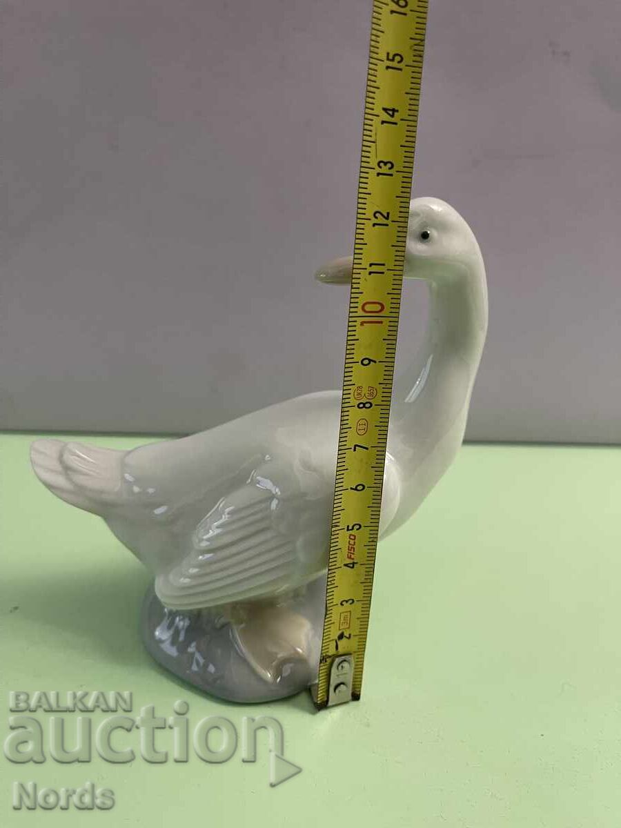 Rățușcă din porțelan NAO - 7