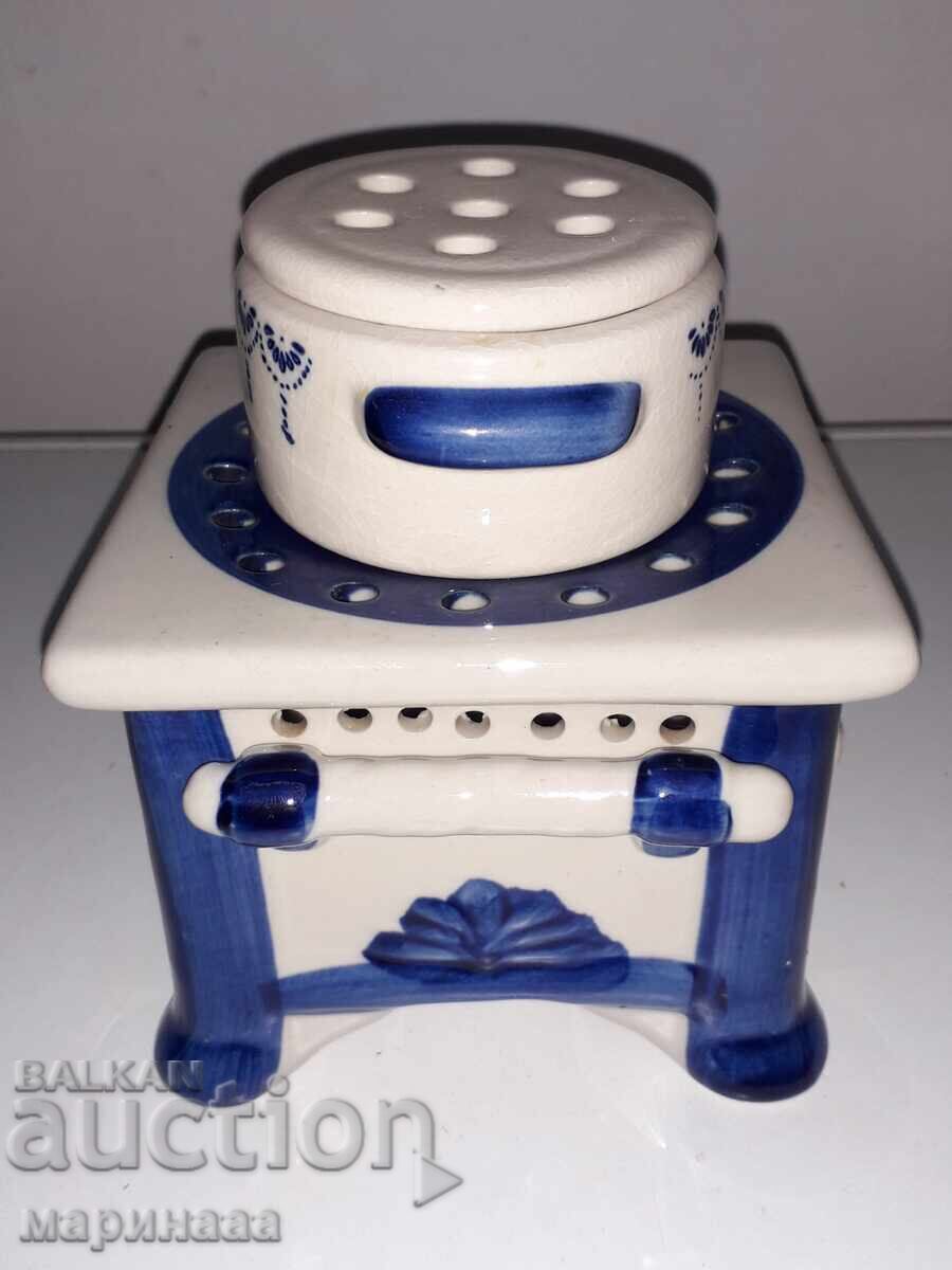 SET VECHI. CERAMICĂ cu preț € 4.00 | 7.82 BGN