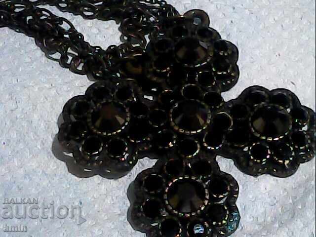 Παλιά κολιέδες με τιμή € 7.00 | 13.69 BGN Παλιά κολιέδες με τιμή € 7.00 | 13.69 BGN