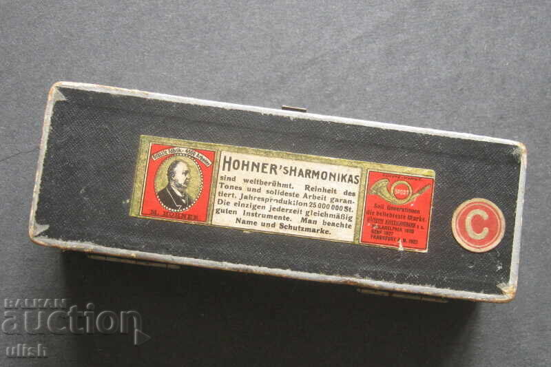 Παλιό άδειο κουτί φυσαρμόνικας Hohner με τιμή € 10.00 | 19.56 BGN Παλιό άδειο κουτί φυσαρμόνικας Hohner με τιμή € 10.00 | 19.56 BGN