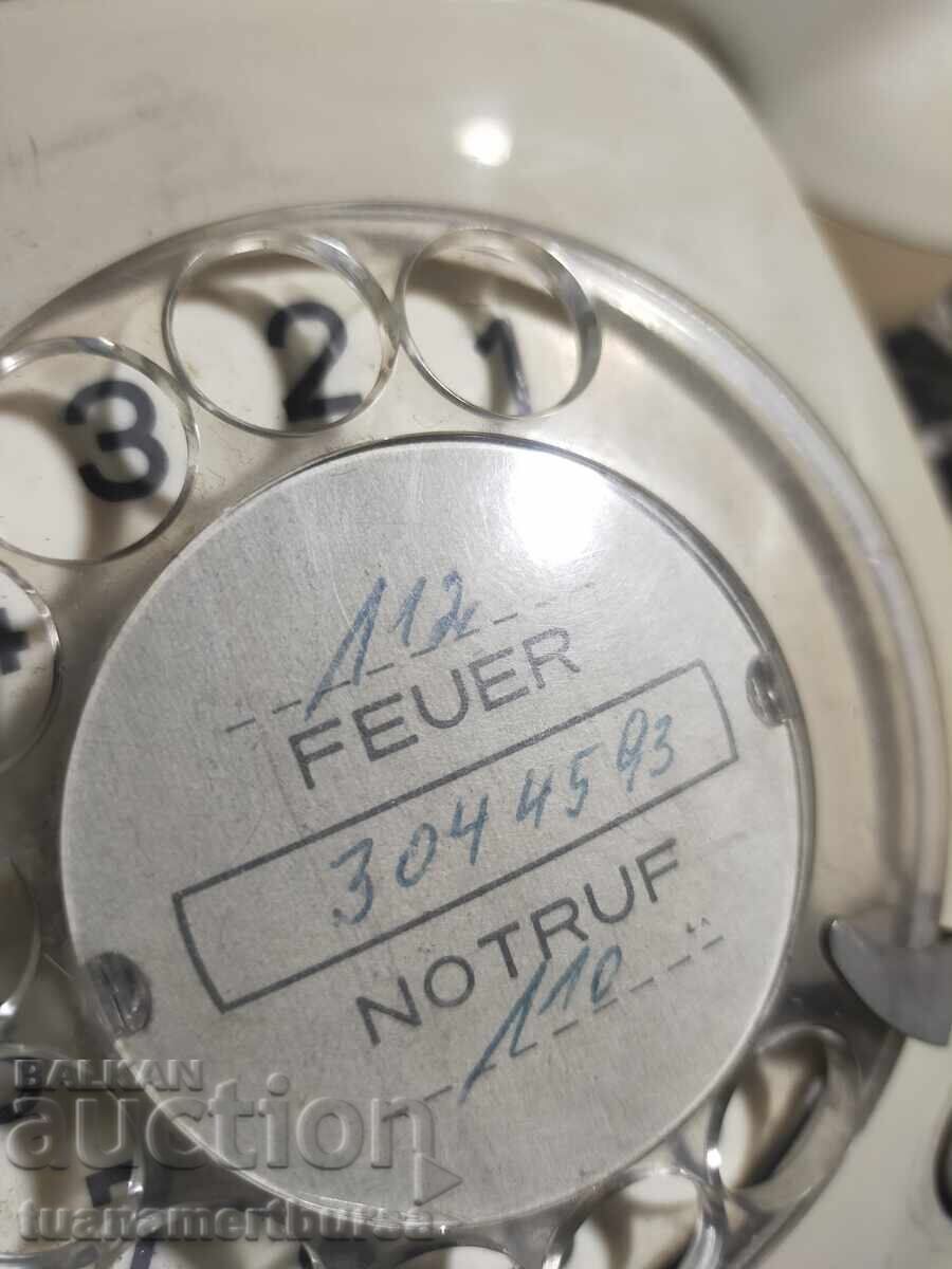 Livrarea Telefon cu disc retro