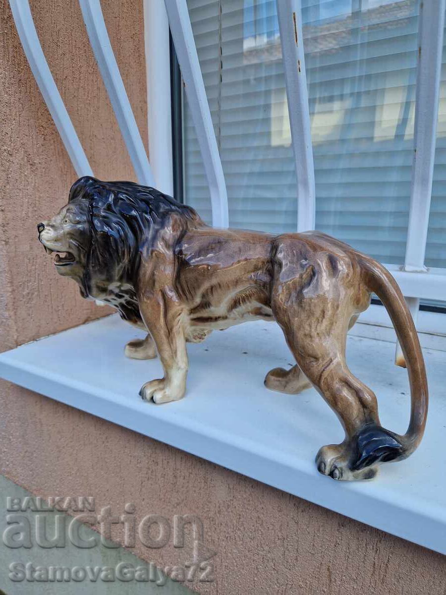 Уникална голяма антикварна порцеланова фигура статуетка с цена € 111.00 | 217.10 лв.