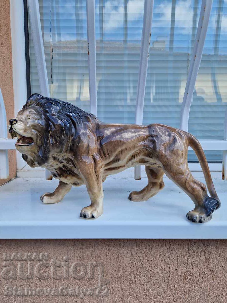 Уникална голяма антикварна порцеланова фигура статуетка