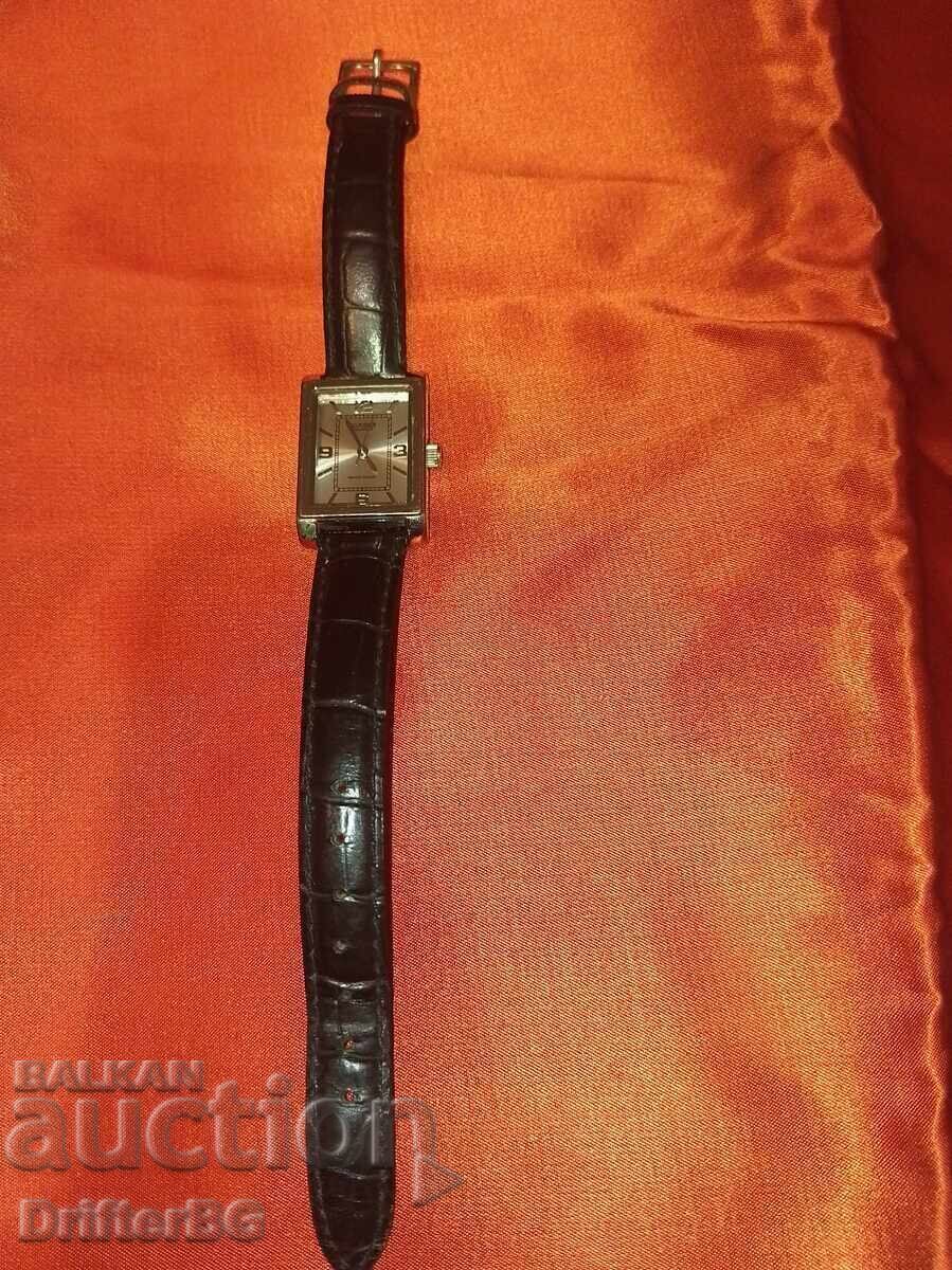 Дамски часовник Casio , японски механизъм Miyota с цена € 5.00 | 9.78 лв. Дамски часовник Casio , японски механизъм Miyota с цена € 5.00 | 9.78 лв.