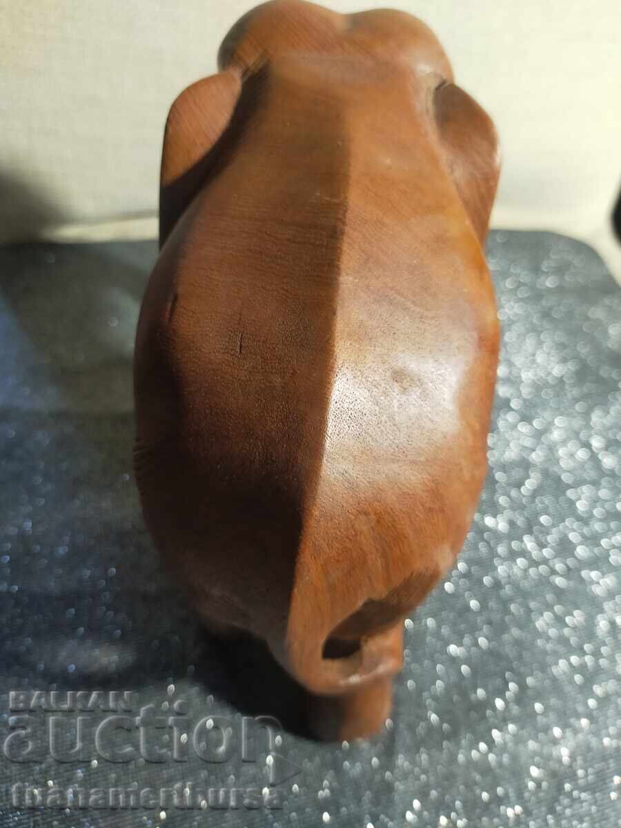 Livrarea Elefant de lemn