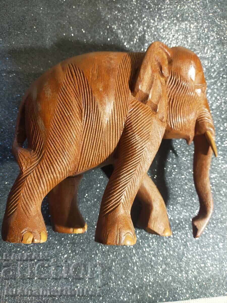Elefant de lemn - 7