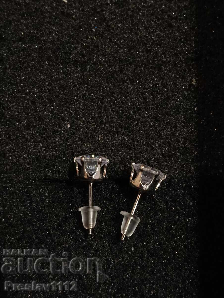 Обици с Мойсанит Brilliant 2ct с цена € 0.01 | 0.02 лв. Обици с Мойсанит Brilliant 2ct с цена € 0.01 | 0.02 лв.