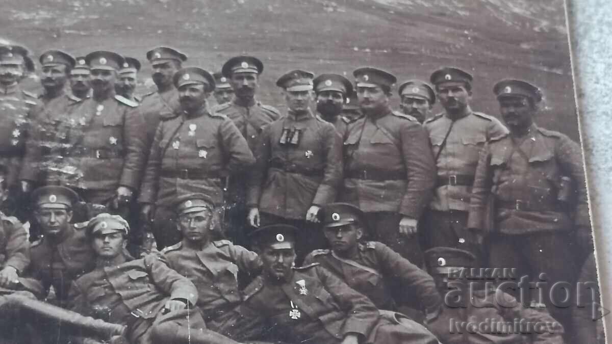 Livrarea Satul Bucin, regiunea Prilep, ofițeri și soldați pe front în Primul Război Mondial Livrarea Satul Bucin, regiunea Prilep, ofițeri și soldați pe front în Primul Război Mondial