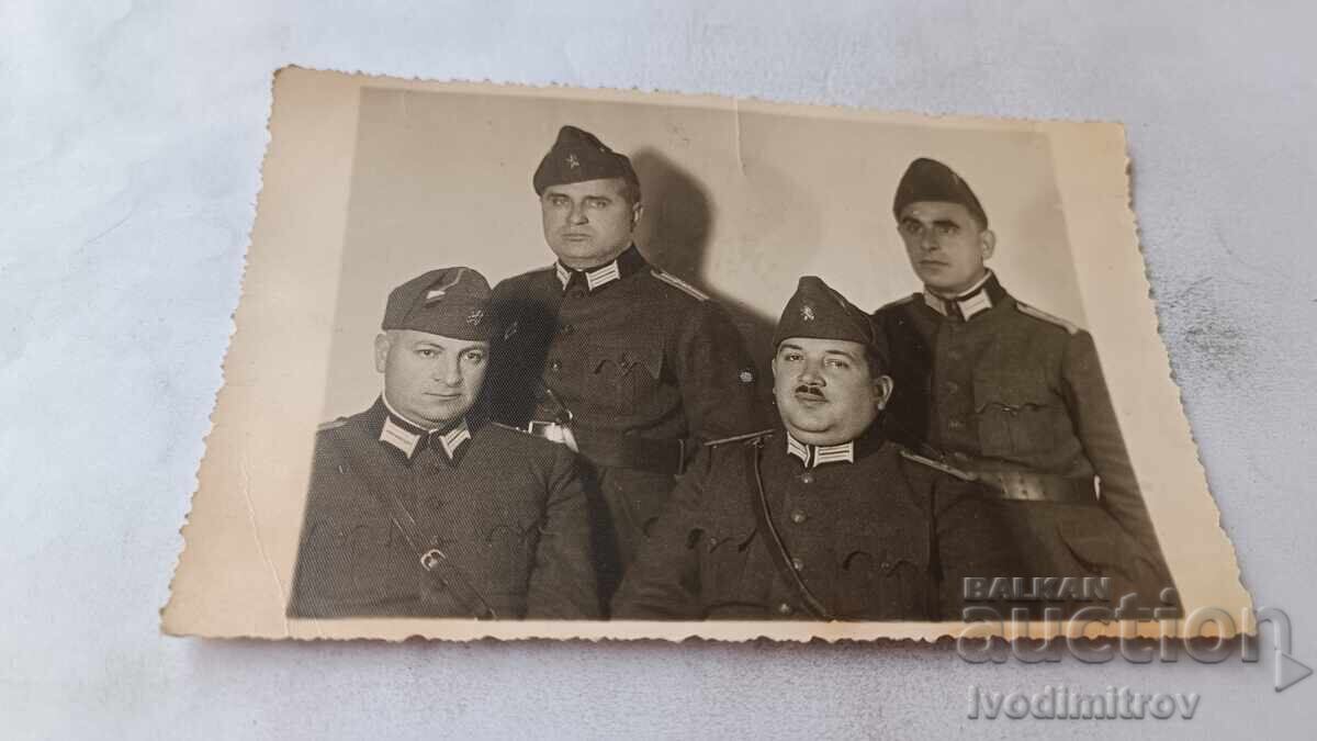 Снимка Четирима офицери Снимка Четирима офицери