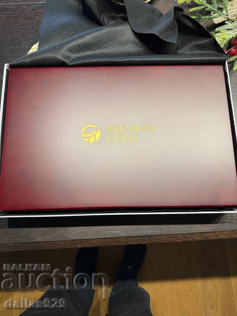 Luxury wooden box for certified coins with price € 42.00 | 82.14 BGN