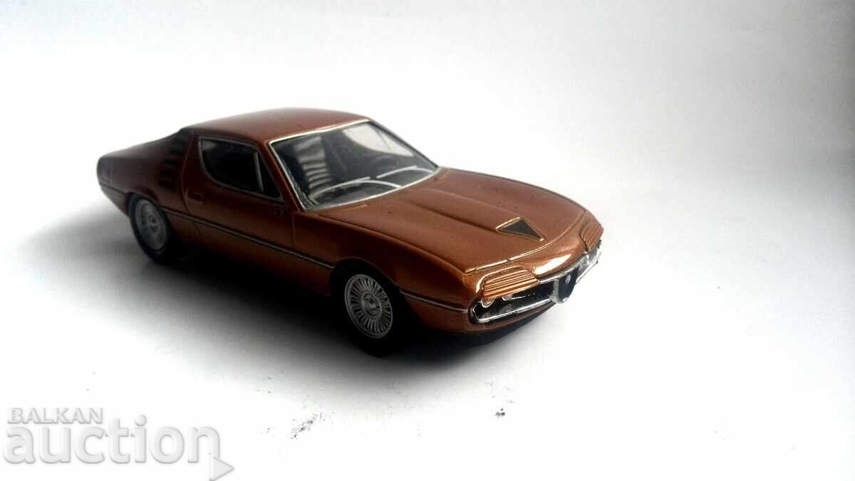 Alfa Romeo Montreal Италианско спортно купе 1970 моделна год с цена € 1.00 | 1.96 лв.