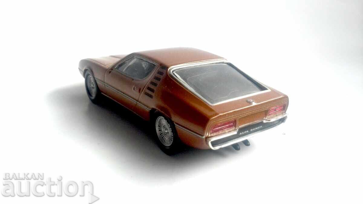 Alfa Romeo Montreal Италианско спортно купе 1970 моделна год - 5