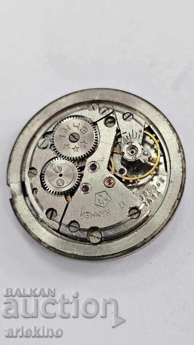 Movement for manual USSR watch with Date Movement for manual USSR watch with Date