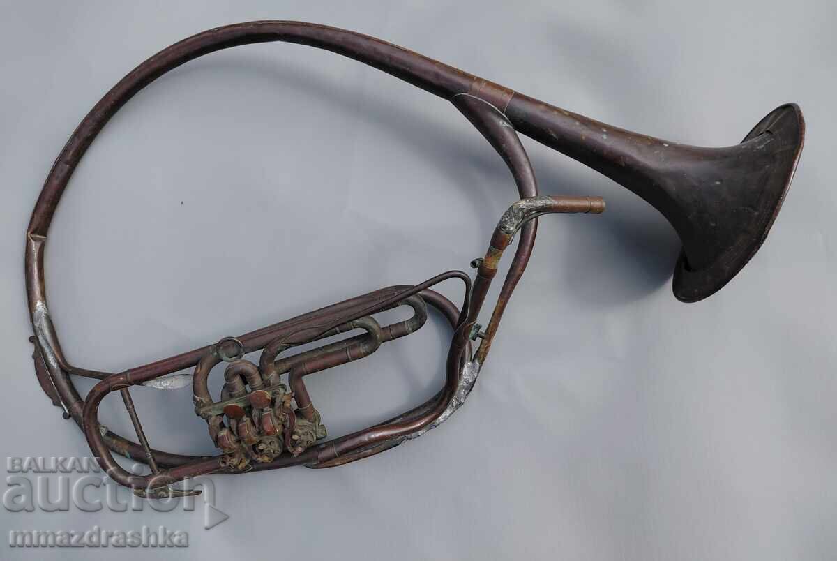 Corn francez de peste 100 de ani