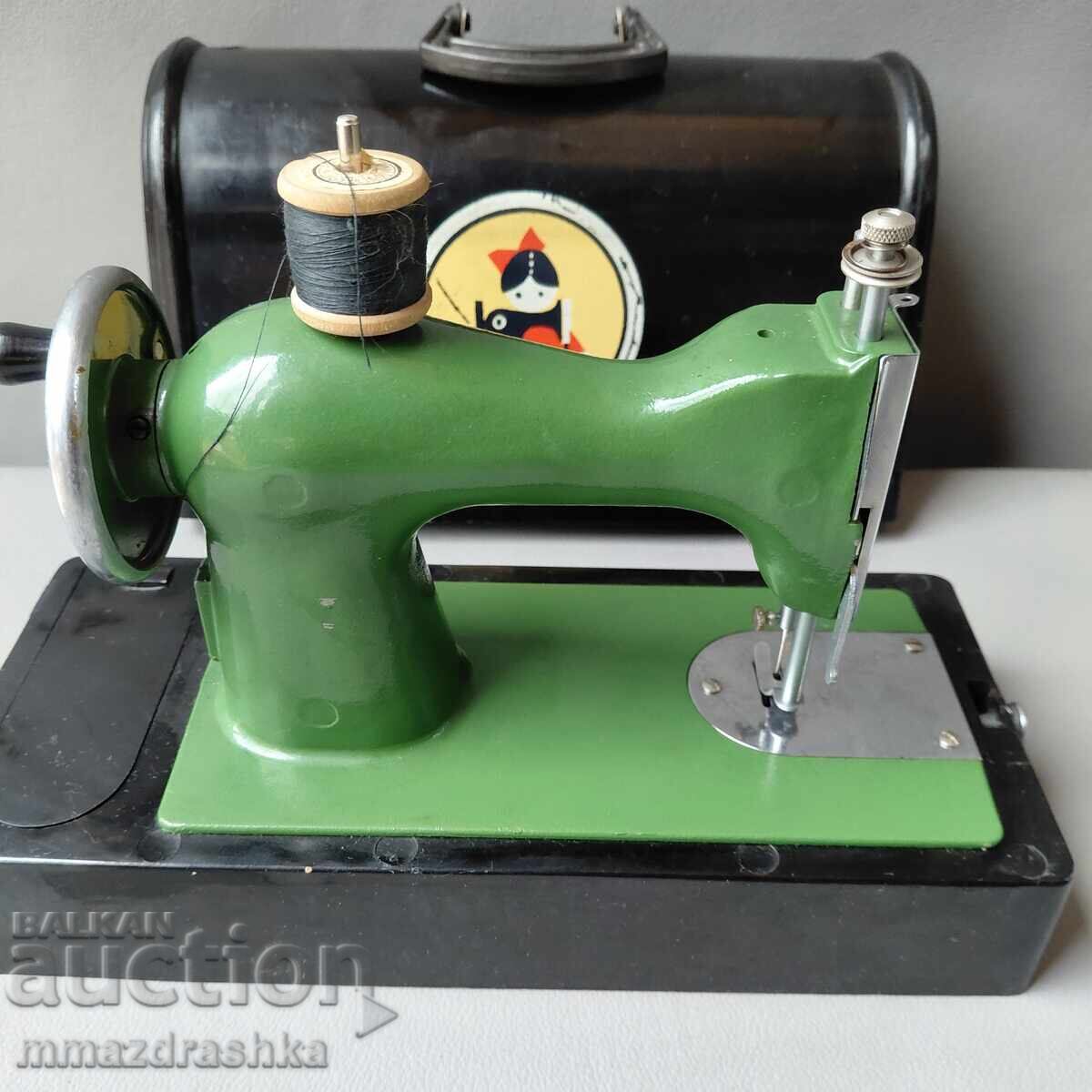 Livrarea Mașină de cusut pentru copii de la Sotsa Livrarea Mașină de cusut pentru copii de la Sotsa