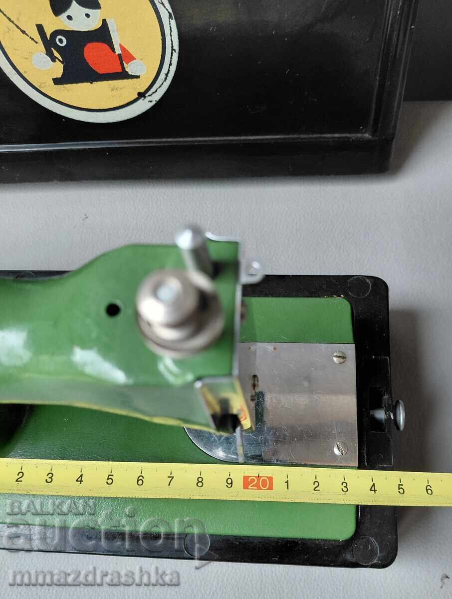 Mașină de cusut pentru copii de la Sotsa - 5 Mașină de cusut pentru copii de la Sotsa - 5