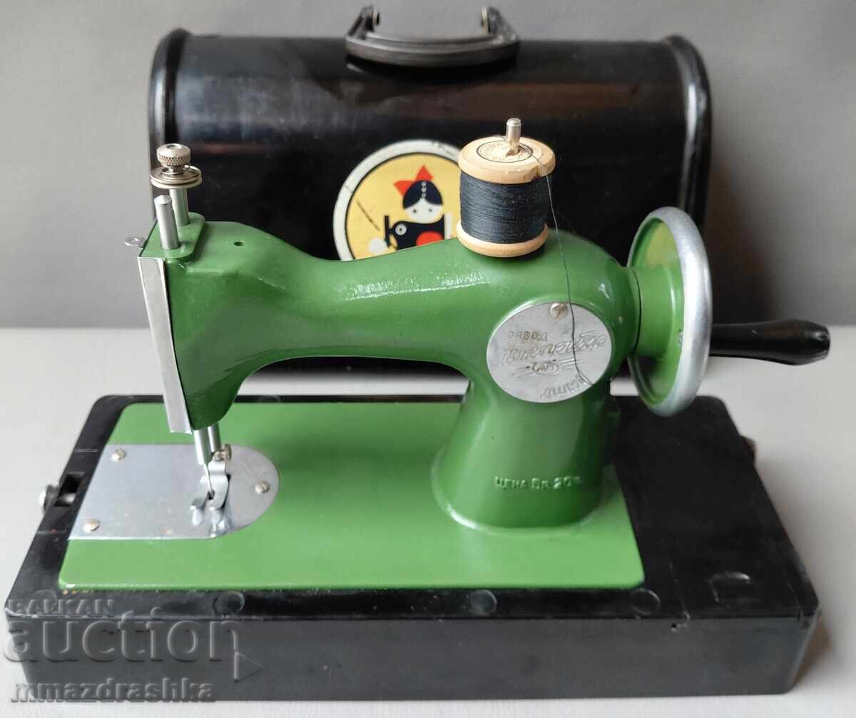 Mașină de cusut pentru copii de la Sotsa Mașină de cusut pentru copii de la Sotsa