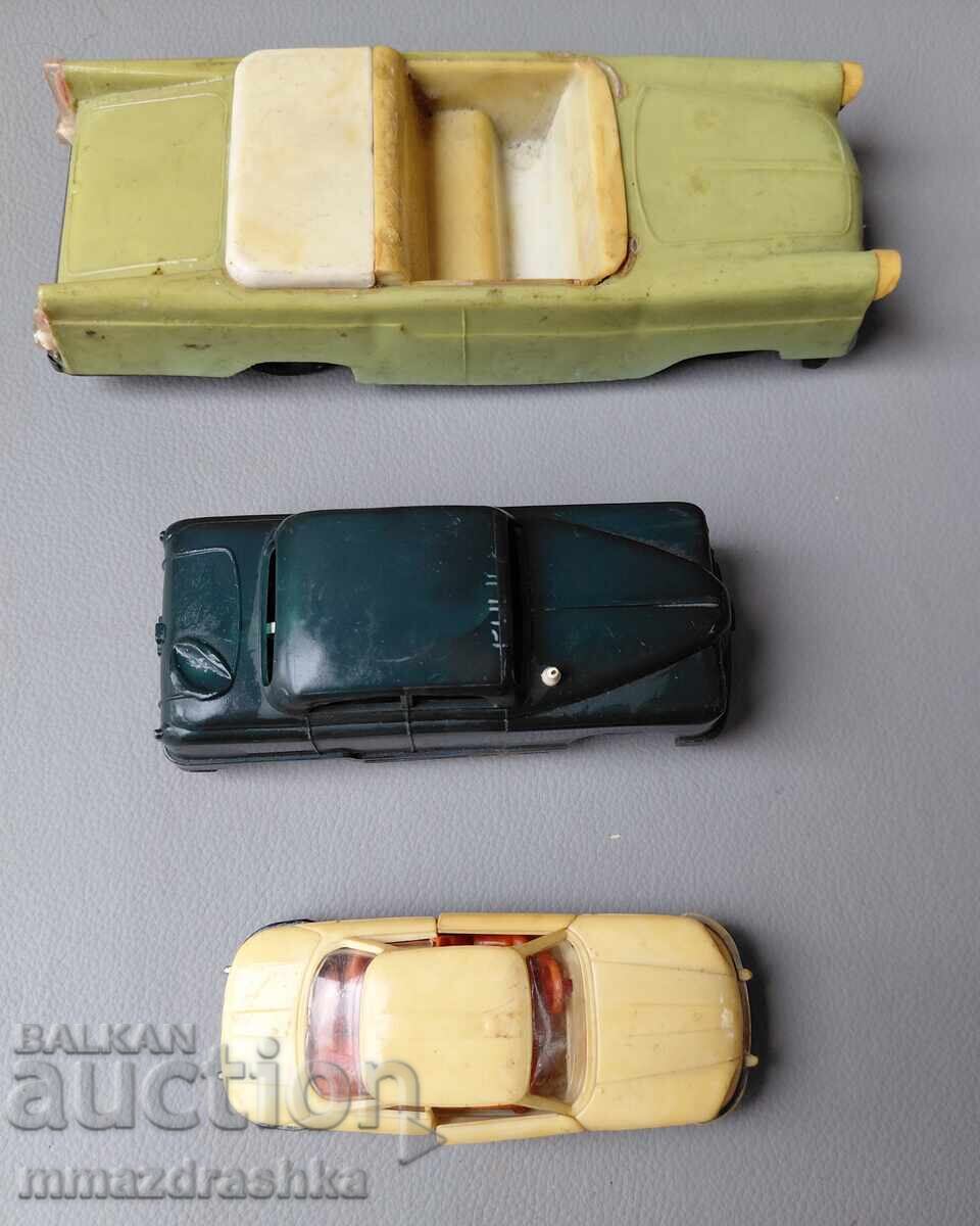 Mașinuțe vechi din perioada socialistă cu preț € 11.00 | 21.51 BGN