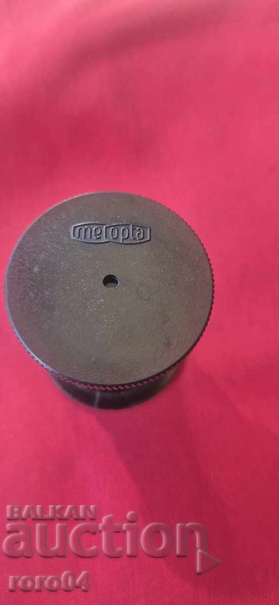 VIZOR - BACHELITĂ - MEOPTA - NOU cu preț € 4.99 | 9.76 BGN